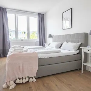 Arbio I Dehnhaide Hotel apartamentowy